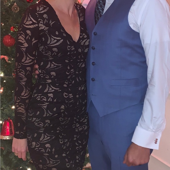 H&M gold label black lace dress - Picture 3 of 4